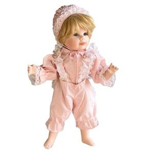 VTG 14” Seymour Mann Porcelain Baby Doll “Gretchen”